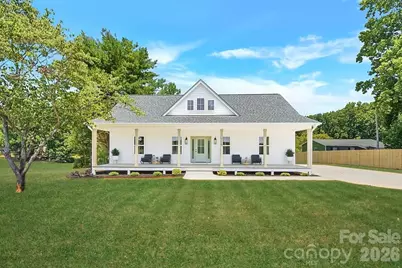 810 Mountain Crest Drive, Kings Mountain, NC 28086 - Photo 6