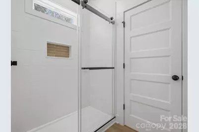 810 Mountain Crest Drive, Kings Mountain, NC 28086 - Photo 14