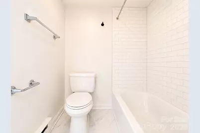 532 E Iredell Avenue, Mooresville, NC 28115 - Photo 10