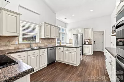 9101 E Orchard Lane, Charlotte, NC 28210 - Photo 18