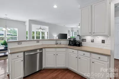 127 Corona Circle, Mooresville, NC 28117 - Photo 12