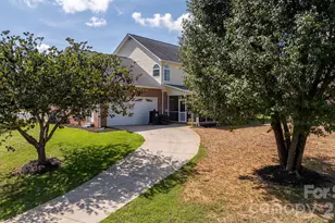1360 Sweetbriar Ln, Hickory, NC 28602 - Photo 46