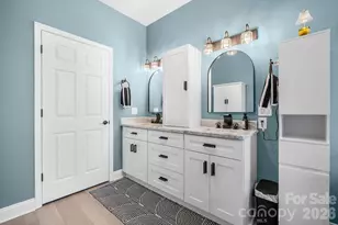 1360 Sweetbriar Ln, Hickory, NC 28602 - Photo 30