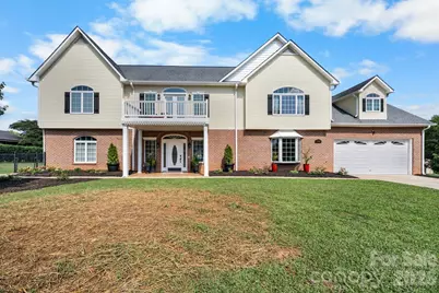 1360 Sweet Briar Lane, Hickory, NC 28602 - Photo 44