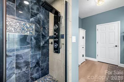 1360 Sweet Briar Lane, Hickory, NC 28602 - Photo 32