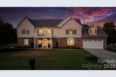 1360 Sweet Briar Lane, Hickory, NC 28602 - Photo 1