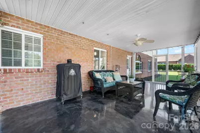 1360 Sweet Briar Lane, Hickory, NC 28602 - Photo 16