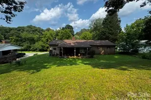 529 10th St Pl NW, Hickory, NC 28601 - Photo 10