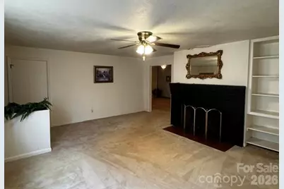 529 10th Street Place NW, Hickory, NC 28601 - Photo 14