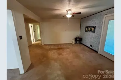 529 10th Street Place NW, Hickory, NC 28601 - Photo 12