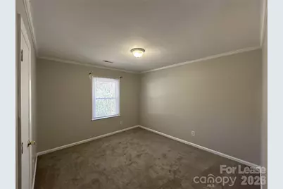 7409 Lockmont Drive, Charlotte, NC 28212 - Photo 10