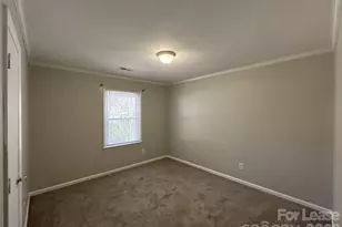 7409 Lockmont Dr, Charlotte, NC 28212 - Photo 10