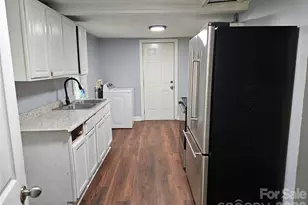 3010 Capitol Dr, Charlotte, NC 28208 - Photo 22
