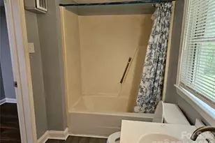3010 Capitol Dr, Charlotte, NC 28208 - Photo 24