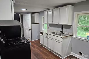 3010 Capitol Dr, Charlotte, NC 28208 - Photo 20