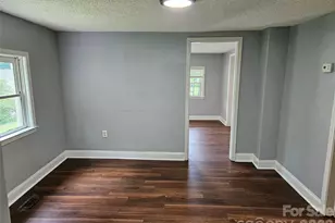 3010 Capitol Dr, Charlotte, NC 28208 - Photo 18
