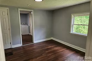 3010 Capitol Dr, Charlotte, NC 28208 - Photo 12
