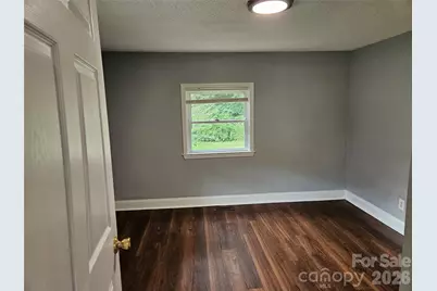 3010 Capitol Drive, Charlotte, NC 28208 - Photo 6
