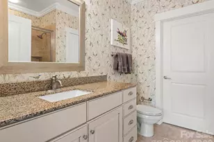 5 Farleigh St, Asheville, NC 28803 - Photo 16