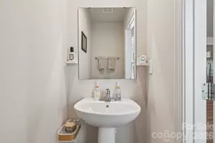 2041 Langer St, Charlotte, NC 28214 - Photo 20