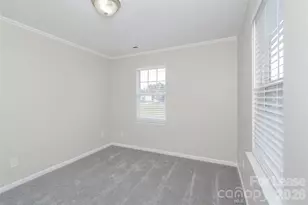 2117 Sebastiani Dr, Charlotte, NC 28214 - Photo 10