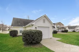 2117 Sebastiani Dr, Charlotte, NC 28214 - Photo 2