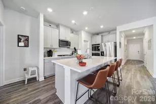 1117 Alicante Ave, Charlotte, NC 28214 - Photo 6