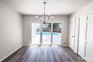 7210 Apple Creek Dr, Charlotte, NC 28227 - Photo 10