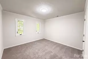 7210 Apple Creek Dr, Charlotte, NC 28227 - Photo 14