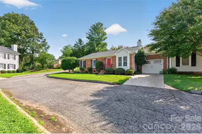 1326 Old Lenoir Road NW, Hickory, NC 28601 - Photo 2
