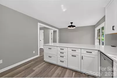 1326 Old Lenoir Road NW, Hickory, NC 28601 - Photo 22