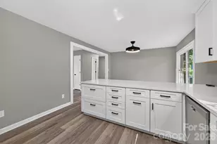1326 Old Lenoir Rd NW, Hickory, NC 28601 - Photo 22