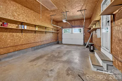 1326 Old Lenoir Road NW, Hickory, NC 28601 - Photo 34