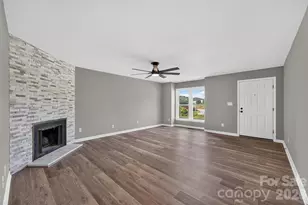1326 Old Lenoir Rd NW, Hickory, NC 28601 - Photo 14
