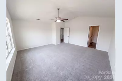 9833 Wardley Drive, Charlotte, NC 28215 - Photo 4