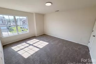 9833 Wardley Dr, Charlotte, NC 28215 - Photo 16