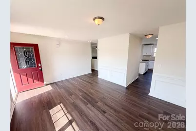 9833 Wardley Drive, Charlotte, NC 28215 - Photo 6