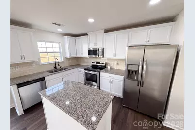 9833 Wardley Drive, Charlotte, NC 28215 - Photo 2