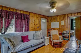 1213 Roaring Fork Rd, Mars Hill, NC 28754 - Photo 4