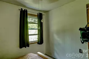 1213 Roaring Fork Rd, Mars Hill, NC 28754 - Photo 18