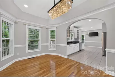 220 35th Avenue NE, Hickory, NC 28601 - Photo 16