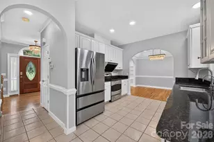 220 35th Ave NE, Hickory, NC 28601 - Photo 20