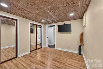 220 35th Avenue NE, Hickory, NC 28601 - Photo 44