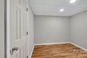220 35th Ave NE, Hickory, NC 28601 - Photo 48