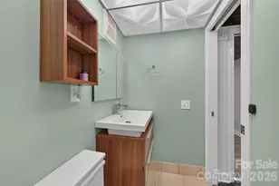 220 35th Ave NE, Hickory, NC 28601 - Photo 46