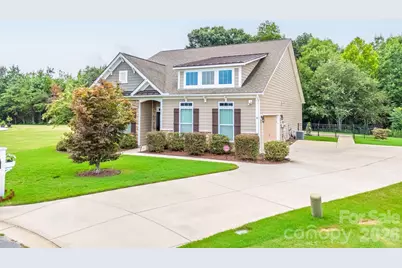 229 Hunters Hill Drive, Statesville, NC 28677 - Photo 4
