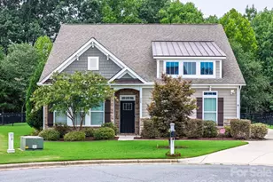 229 Hunters Hill Dr, Statesville, NC 28677 - Photo 2