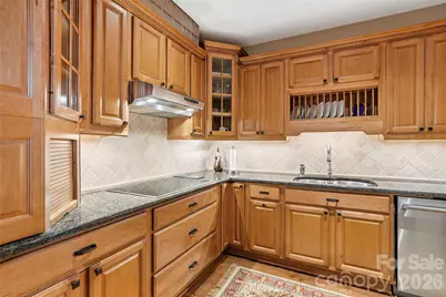 810 Cherokee Road, Charlotte, NC 28207 - Photo 24