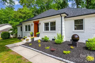 1142 Fox Run Dr, Charlotte, NC 28212 - Photo 2