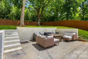 1142 Fox Run Dr, Charlotte, NC 28212 - Photo 30
